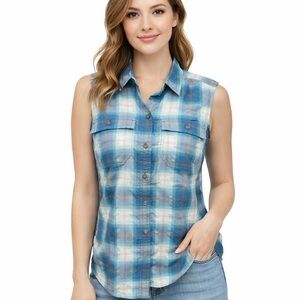 Eddie Bauer Women's Blue Plaid
Adventurer 3.0 Collection Vest Shirt size 8